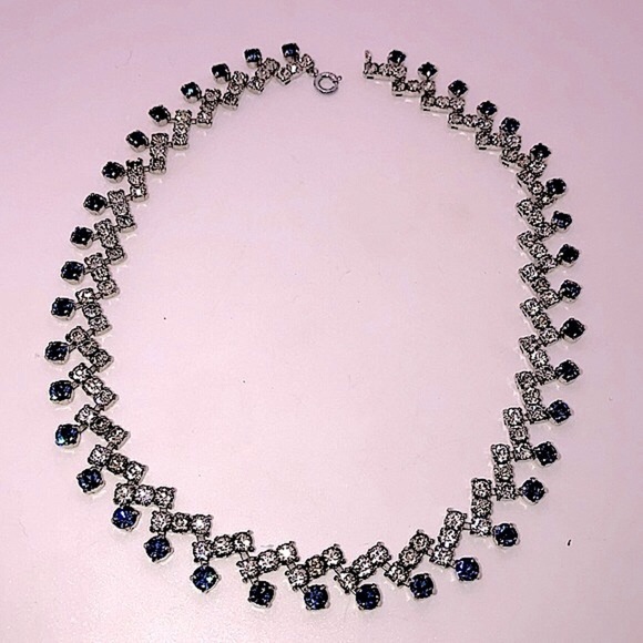 Vtg Blue & White Rhinestone Necklace 15” Unmarked - Picture 2 of 6